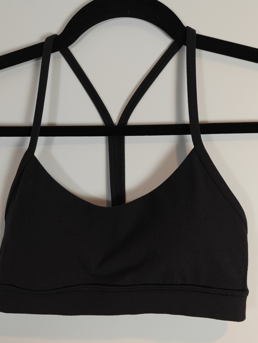 LULULEMON Flow Y Bra Nulu Light Support, B/C Cup in Black Size 4 - Picture 6 of 12